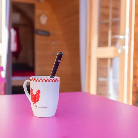 Pink Pod Dom wakacyjny Saint-André